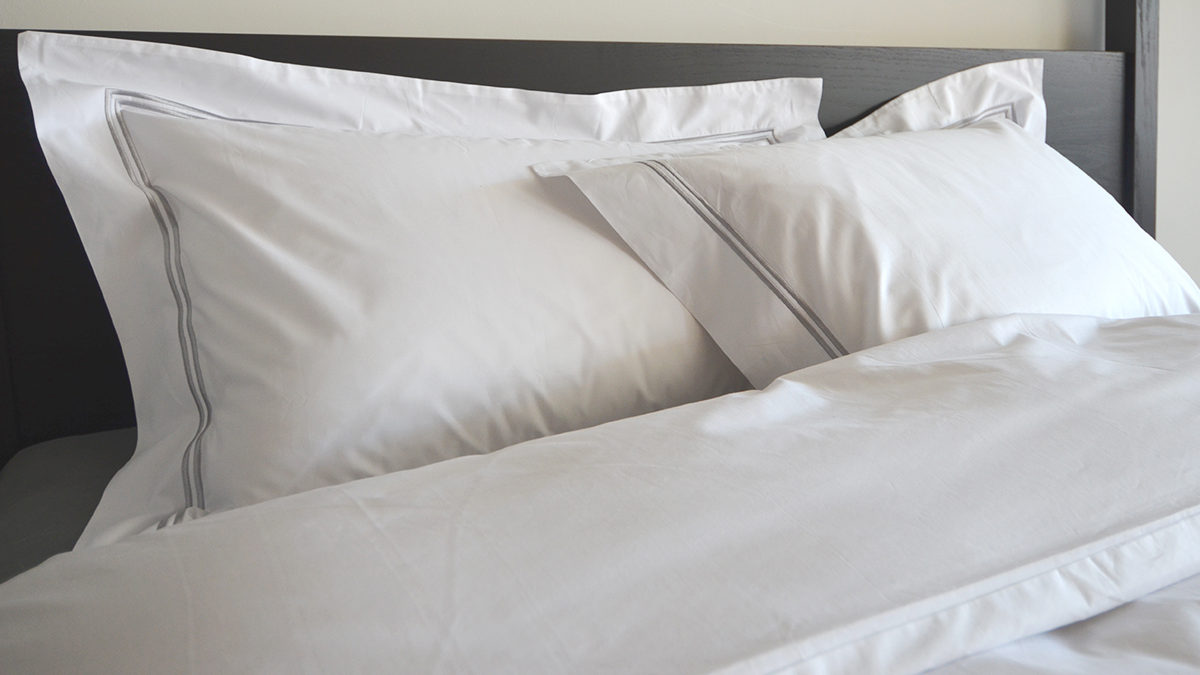 Beds, bedding & Linen